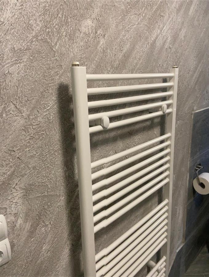 Kraichgau # 1-Zkd Mit Ebk, Modern Und Barrierefrei, Monteurzimmer, Self-Check-In Ittlingen 外观 照片